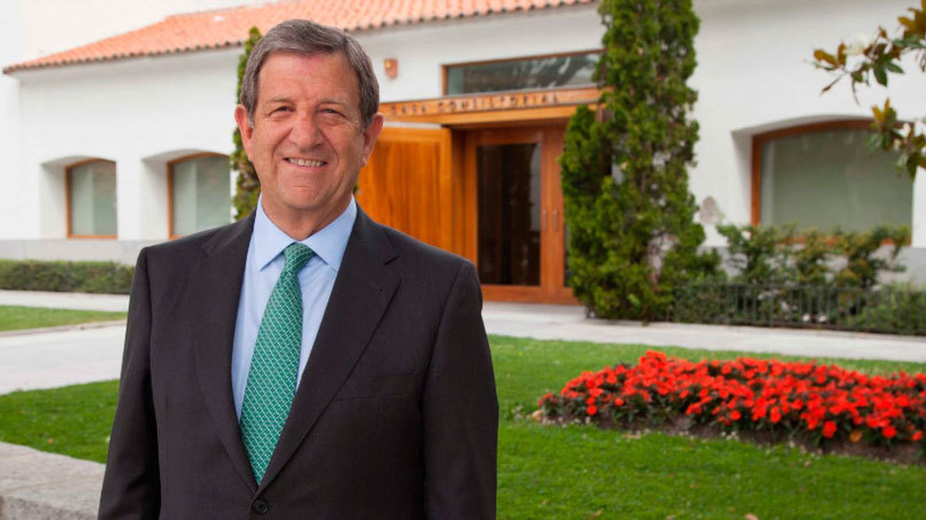 Luis Partida, 40 años de alcalde en Villanueva de la Cañada: "Mi despacho está en la calle"