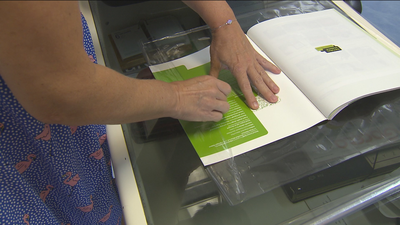 Forrar libros: la asignatura de agosto para los padres