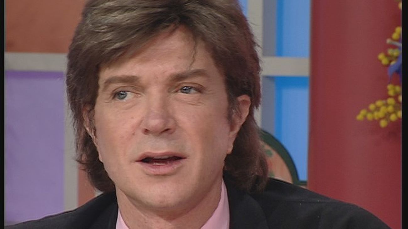 Adiós a un ídolo de generaciones : la vida de Camilo Sesto, en imágenes