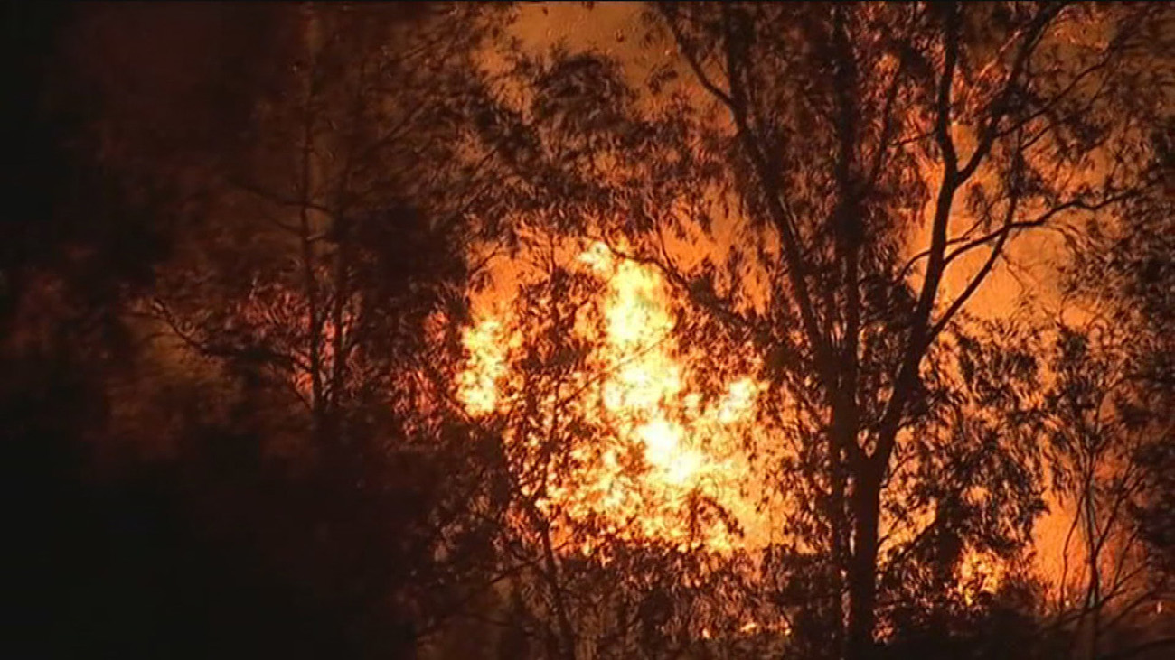Los vecinos desalojados en la localidad sevillana del Ronquillo regresan a sus casas