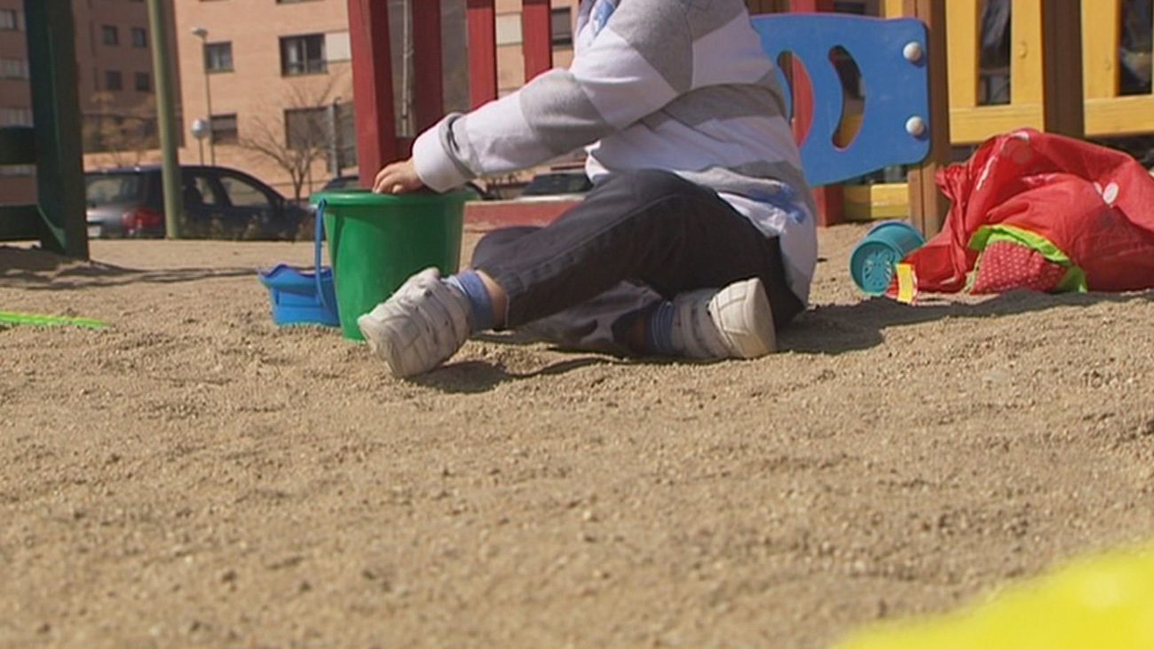 Un pequeño de 11 meses se intoxica con éxtasis en un parque de Getafe