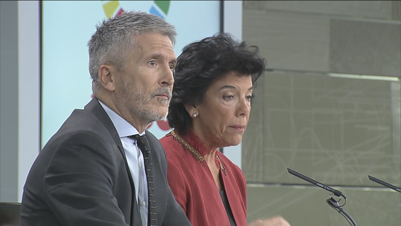 El Gobierno pide precaución y anuncia que Sánchez prepara un viaje a Levante