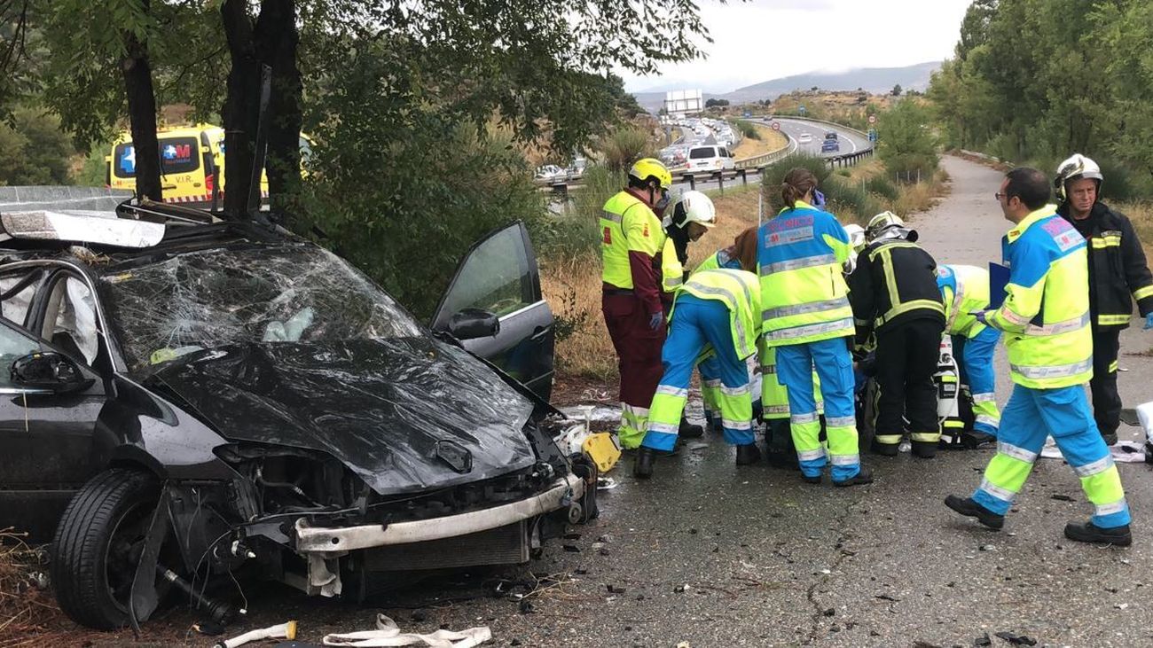 Una familia herida en un accidente de tráfico en la A-1