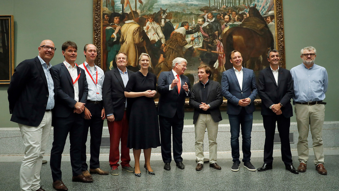 Almeida agradece "el compromiso" de la Vuelta Ciclista con Madrid