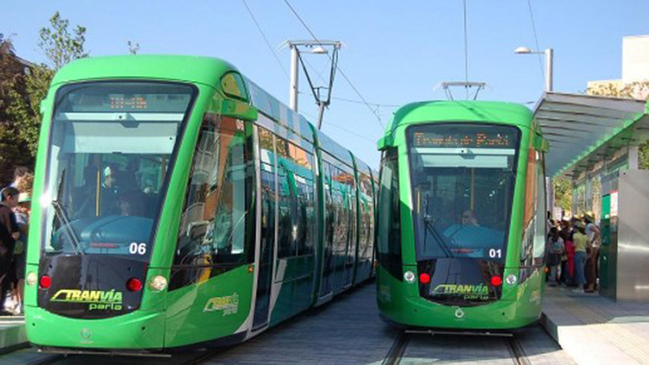 Los empleados del tranvía de Parla se ven como el "patito feo" de los transportes en Madrid