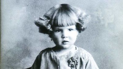 La vida en imágenes de Sara Montiel