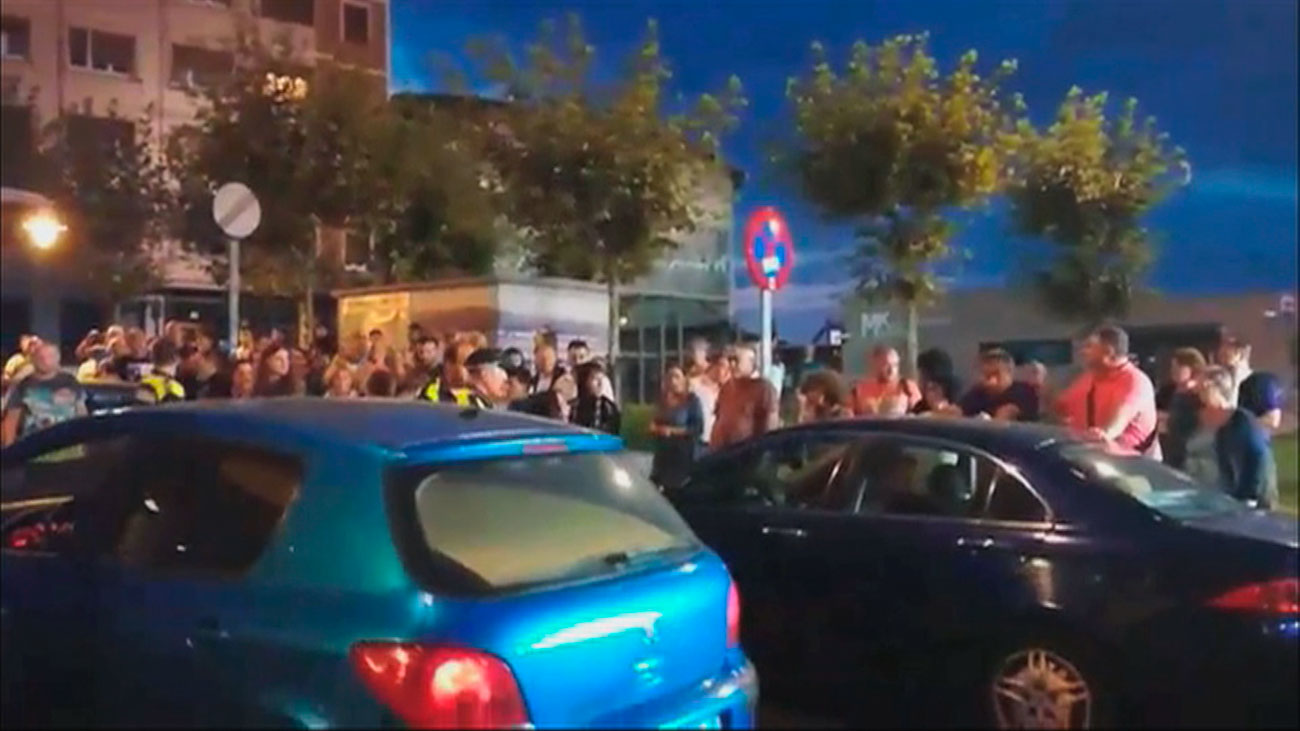 Un conductor ebrio invade la acera en Santurce y casi provoca una tragedia