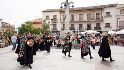 Un centenar de tunos de toda España se miden en Colmenar Viejo