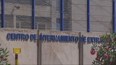 Los obispos piden el cierre de los Centros de Internamiento de Extranjeros
