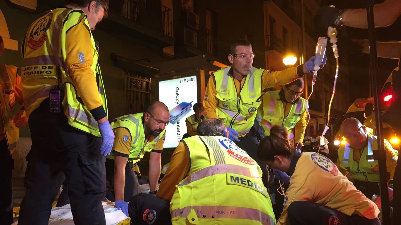 Dos jóvenes, heridos graves en una reyerta entre bandas latinas en Delicias