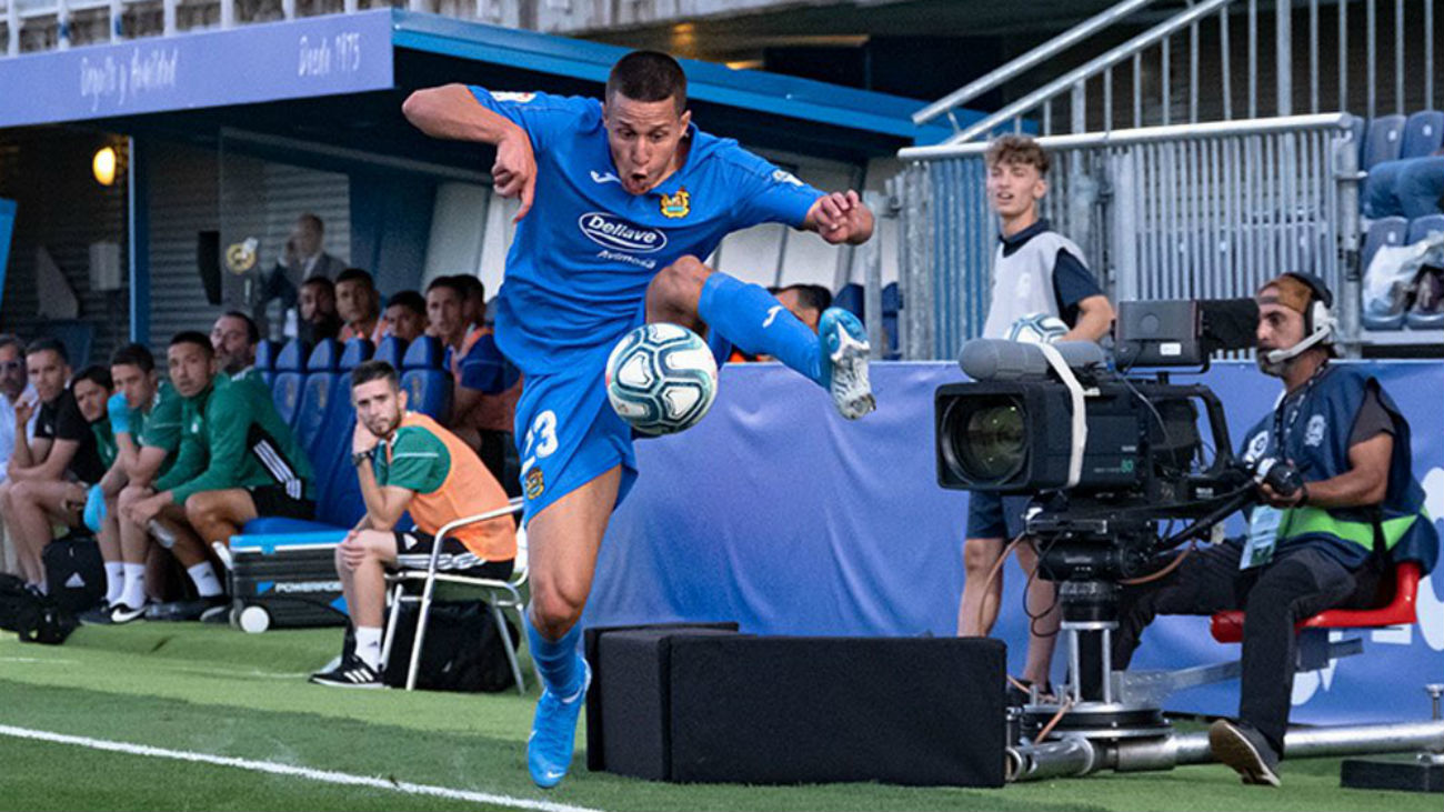 El 'Fuenla' no jugará contra el Zaragoza por intoxicación de 15 jugadores