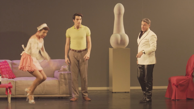 Nos metemos en ‘La Jaula de las locas’ con Angel Llacer