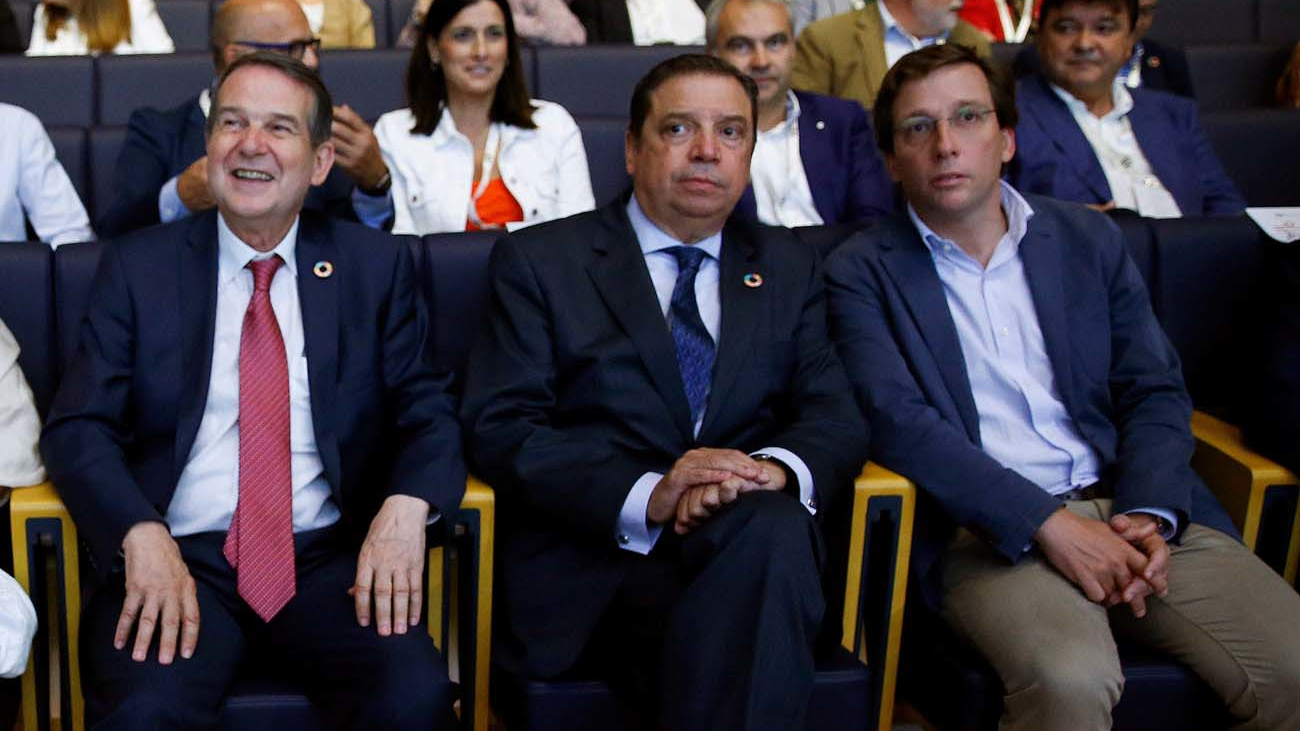 Caballero exige reformar la financiación local a la vez que la autonómica