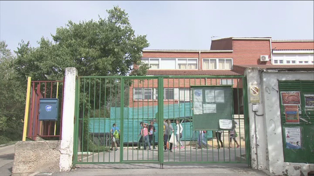 Huelga en la escuela rural Montelindo de Bustarviejo