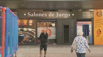 Cruzada contra las casas de apuestas en Aluche