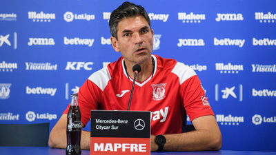 Pellegrino arremete contra los árbitros