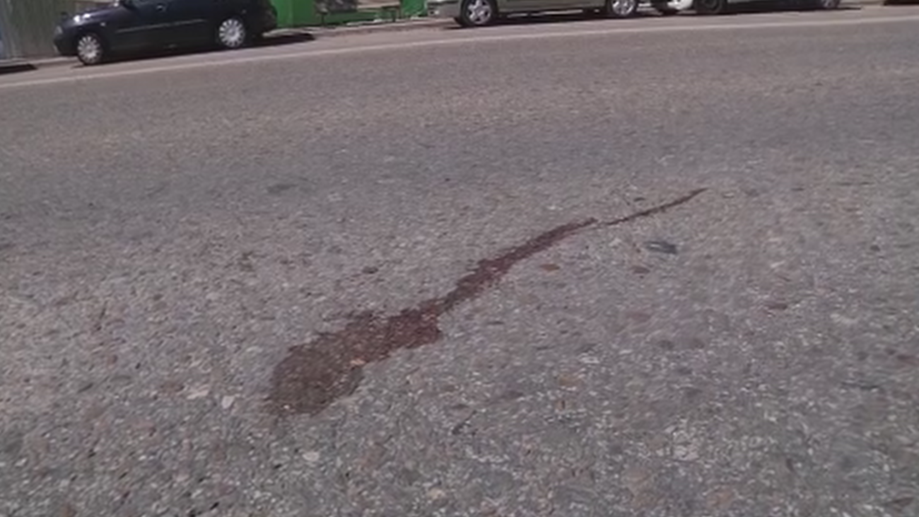 Intentan atracar a una mujer en Vallecas y acaban atropellándola