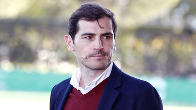 Casillas anunciará en marzo si continúa jugando al fútbol