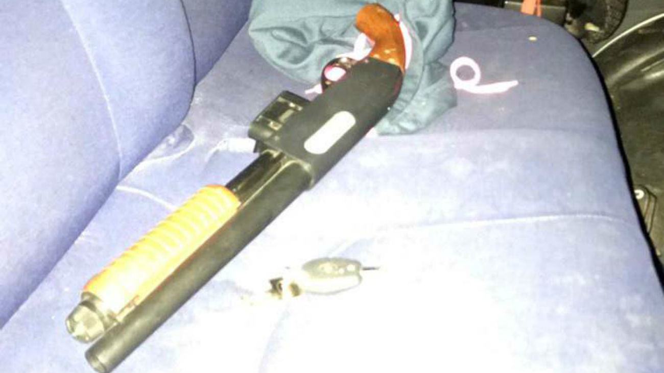 Dos detenidos en Paracuellos por robar con una escopeta una furgoneta de reparto