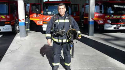 Así despiden los bomberos de Fuenlabrada a un compañero cuando se jubila