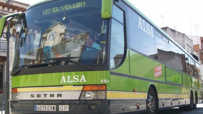 Transportes refuerza con ocho expediciones diarias los autobuses de Sierra Norte