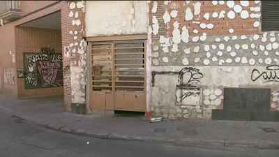 La denuncia por unos okupas en Carabanchel recogida por Telemadrid llega al Ayuntamiento