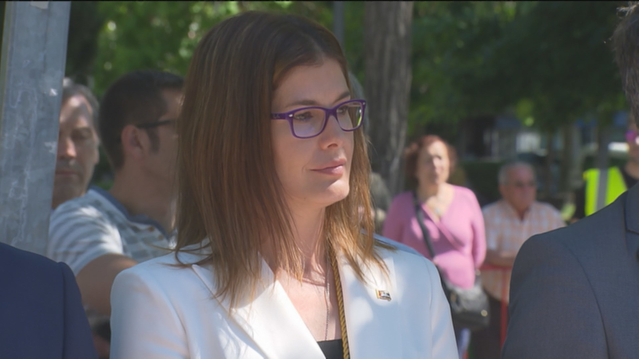 Podemos no pide la dimisión de la alcaldesa de Móstoles, Noelia Posse
