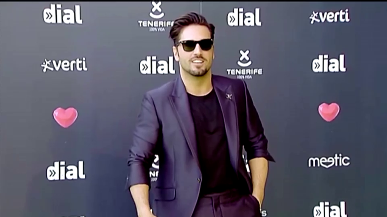 David Bustamante vuelve a seguir a Miguel Torres en Instagram
