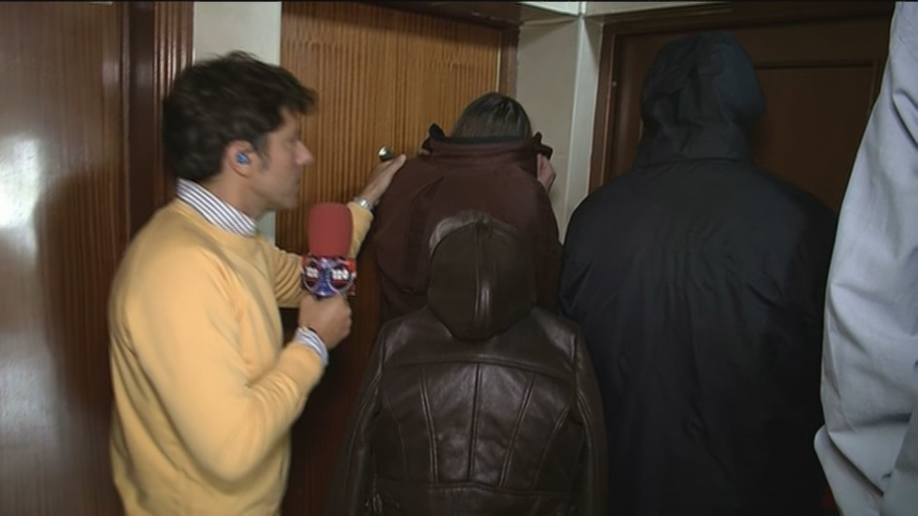 Cuando los vecinos prefieren a unos 'okupas' que al dueño del piso