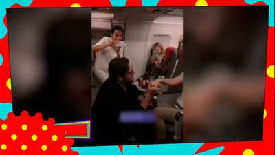 David Bustamante la lía en un avión