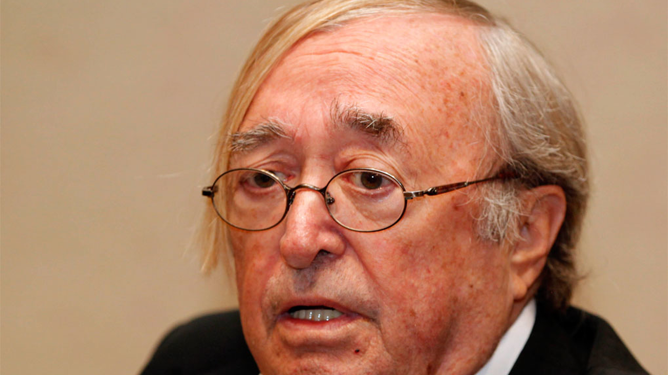 La política y el periodismo despiden a Pepe Oneto, "uno de los grandes nombres del periodismo" de España