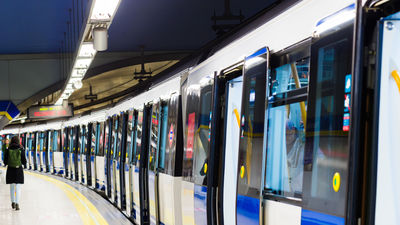 Problemas a primera hora del miércoles en la línea 9 de Metro entre Puerta de Arganda y Pavones