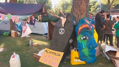 La acampada para reclamar medidas contra el cambio climático seguirá en la Castellana hasta el viernes