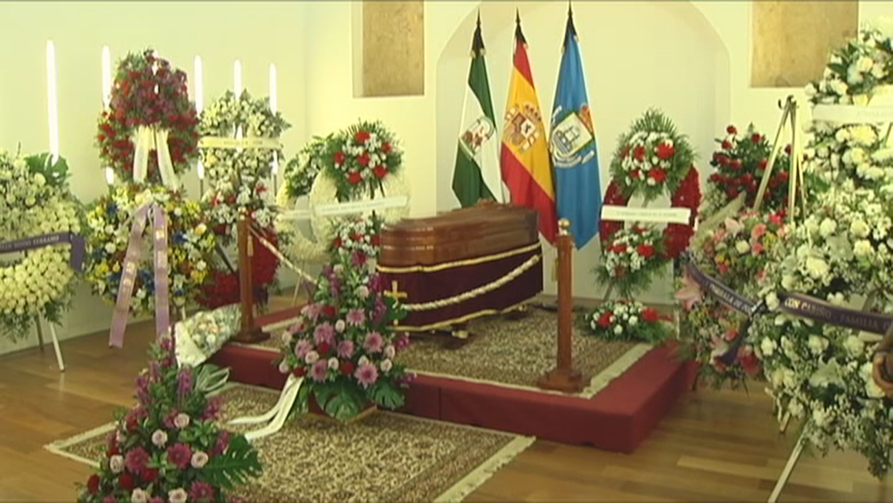 San Fernando (Cádiz) despide a Pepe Oneto