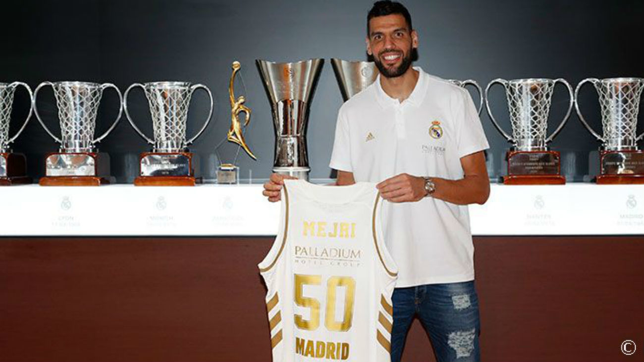 El Real Madrid ficha al gigante Salah Mejri