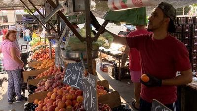 Mi cámara recorre la región para ver dónde hacemos la compra los madrileños