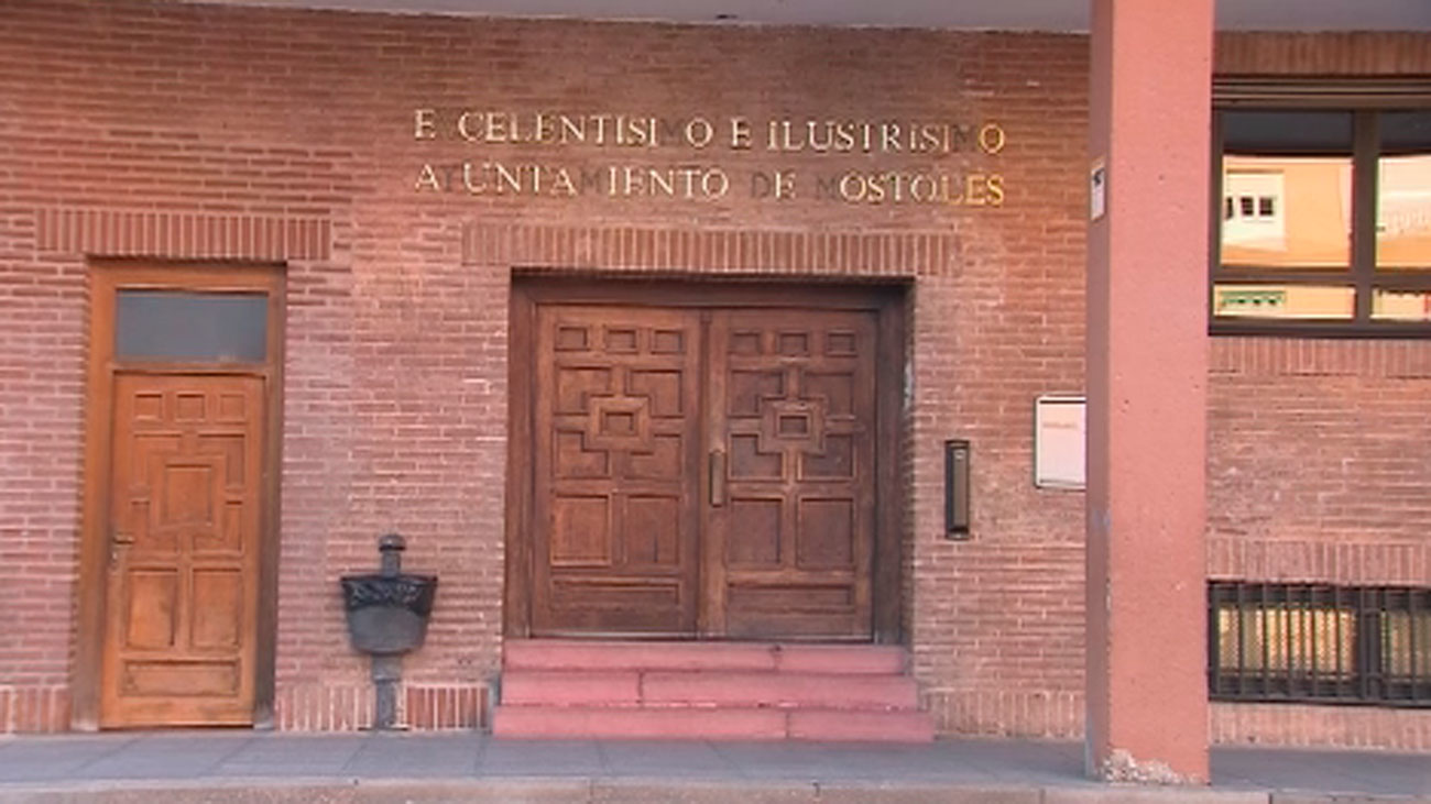 La Policía investiga un robo de documentos en el Ayuntamiento de Móstoles