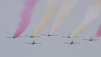 La Patrulla Águila pone el broche al desfile de la Fiesta Nacional