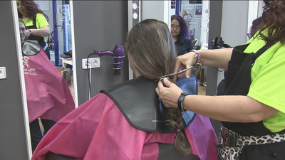 Donan pelo para enfermos de cáncer