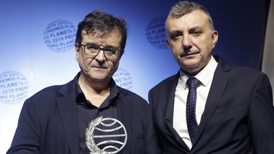 Hablamos con Javier Cercas y Manuel Vilas, los triunfadores del premio Planeta