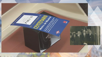 Regalos y magdalenas para celebrar el centenario de Metro de Madrid... y para 'endulzar' la huelga