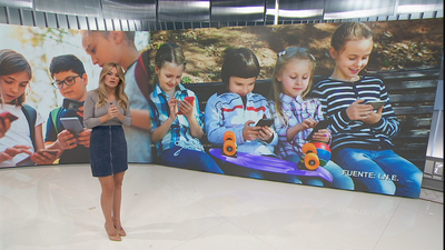 La edad media a la que los niños piden su primer teléfono móvil son los 9 años