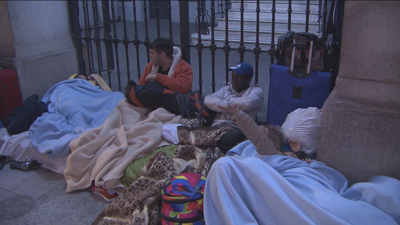 Madrid ofrece al Gobierno 7 espacios para alojar a los demandantes de asilo y refugio