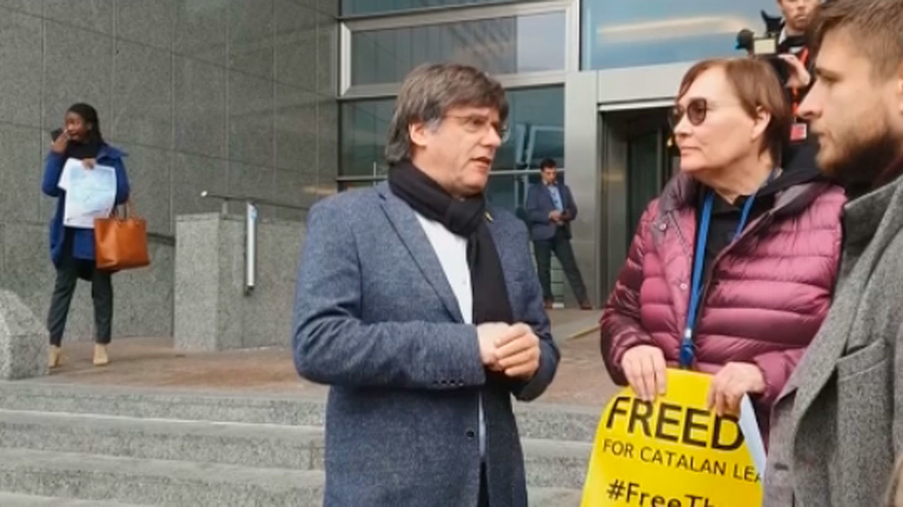 Puigdemont comparece ante las autoridades belgas en respuesta a la euroorden
