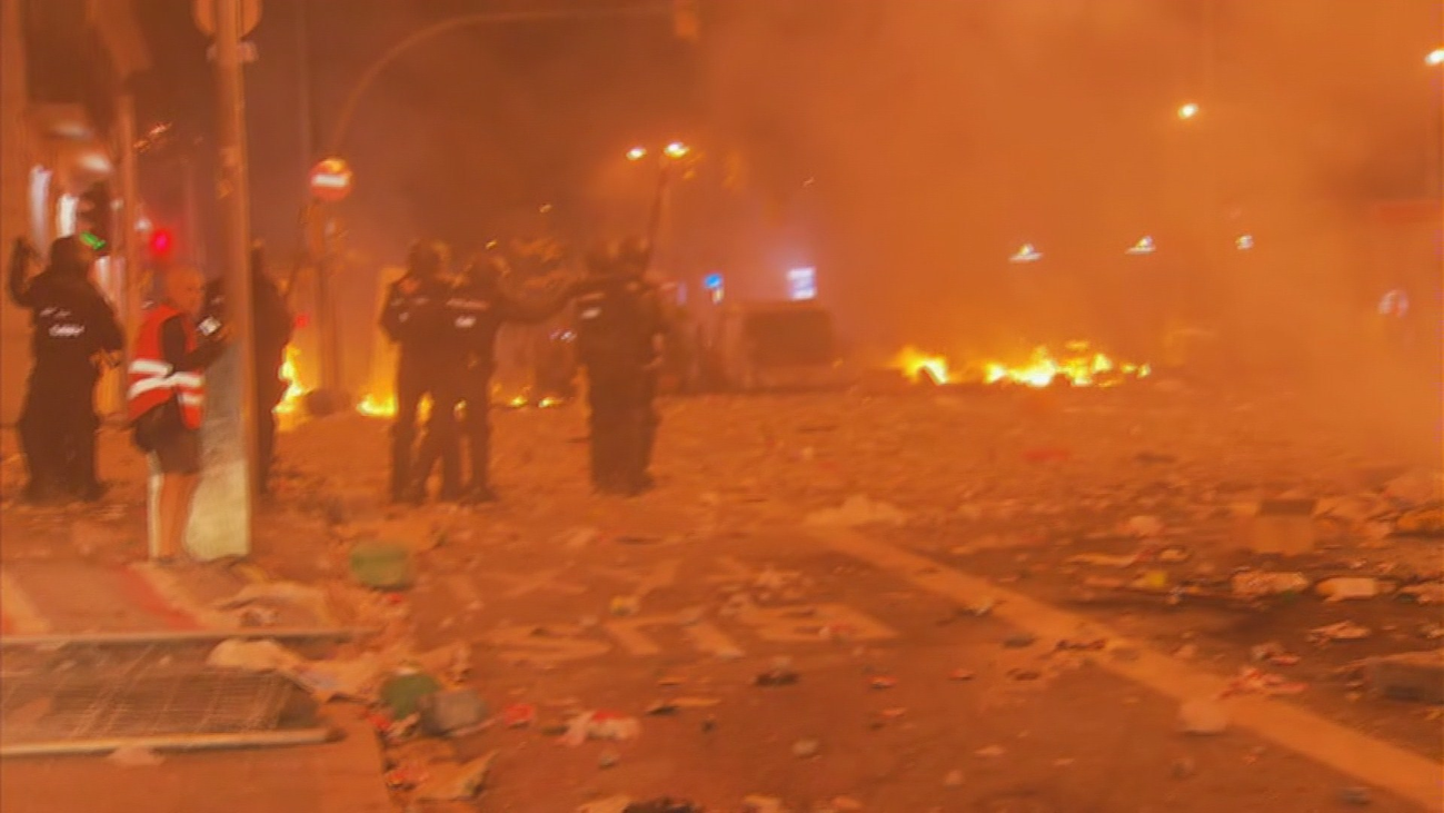 La vía Laietana, epicentro de la batalla de este viernes en Barcelona