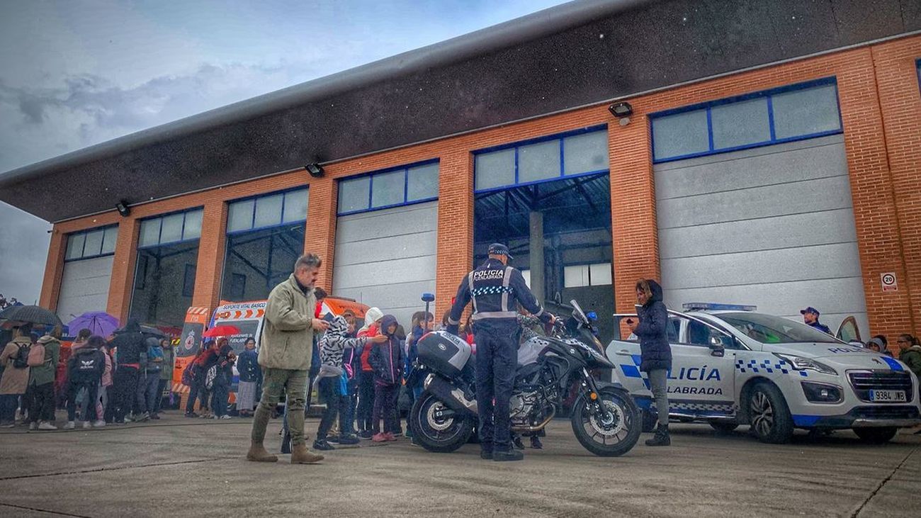 Jornada de puertas abiertas de los bomberos y policía de Fuenlabrada