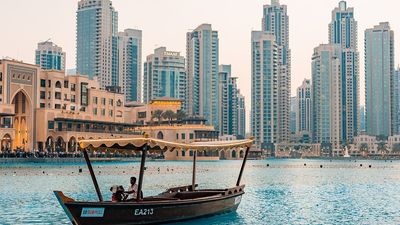 ¿Cómo optar a 100 puestos de trabajo en un hotel de lujo en Dubai?