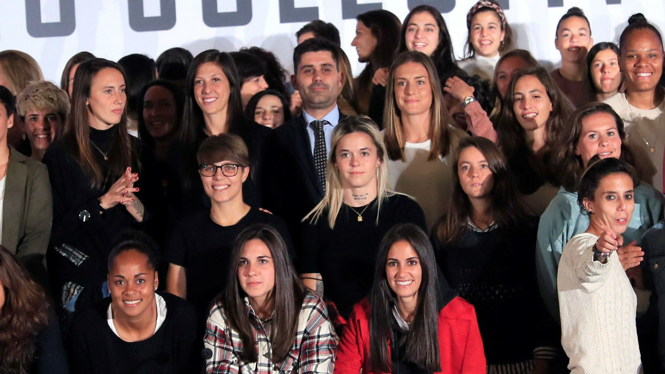 Las futbolistas se declaran en huelga indefinida