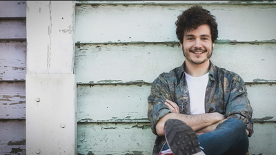 Miki Núñez presenta su álbum de debut, ‘Amuza’