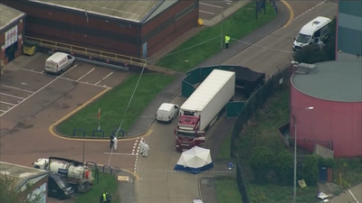 Hallan 39 cadáveres en el contenedor de un camión en el condado británico de Essex